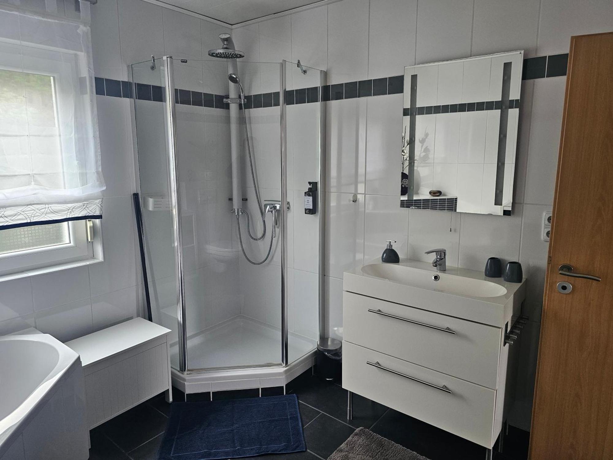 Lenny'S Ferienwohnung Kassel Ngoại thất bức ảnh